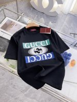 ss古驰纯棉最新面料经典标识图案Logo时尚简约潮流短袖，最顶级的品质专柜原单短袖，顶级制作工艺进口面料，专柜款独特设计，采用进口高端订制面料。官网在售！面料版