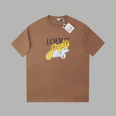 罗意威 Loewe 25Ss早春新款 字母刺绣短袖 轻奢主义 男女日常通勤穿搭必备单品 正确版本 欢迎对比 详细特征 320克 % 纯棉双纱汗布面料 同缸定染特