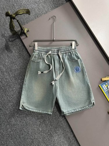 露露Lulu2025夏季新品牛仔裤牛仔短裤 采用进口客供日本Denim平纹棉质牛仔面料梭织生产 三标齐全 顶尖的石磨水洗工艺让质感达到80年代的老味 柔软细腻舒