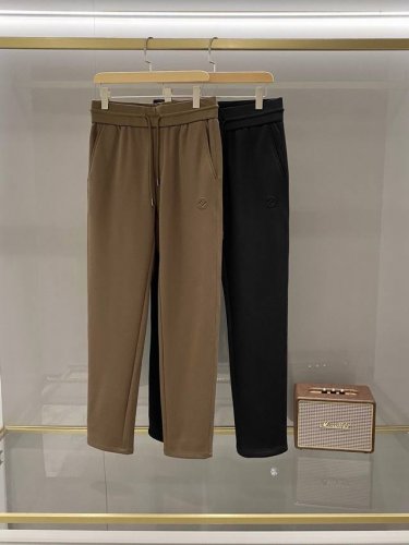P200 24Ss秋冬季节出品新款！-Zeg*A男士高品质轻盈休闲裤，五推荐，值得各位男士安利！松紧腰质感品质之选 好穿耐看，简约轻奢百搭风格直口休闲裤！ 一款