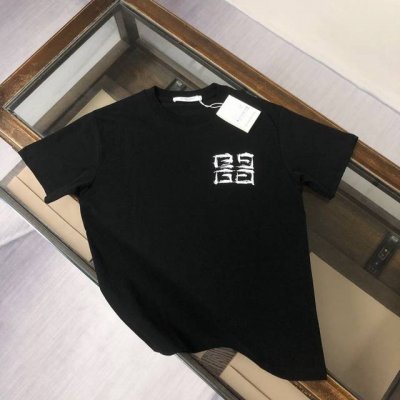 Givenchy 纪梵希 纯棉水洗 2025最新情侣款纯棉T恤！客供定制棉质面料，面料柔软舒适，全新设计灵感，极具时尚代表性！前后立体Logo印花工艺，独特设计