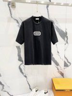 Dior 迪奥 260克圆领短袖T恤 经典Cd银标字母Logo刺绣标识 官方同步 1:1原版开模 时尚个性 百搭潮流 纯原品质 原版洗水面料 颜色: 黑色.白色