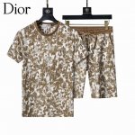 2025 迪奥 Dior 春夏官网同步新款圆领短套装， 款式时尚 帅气，面料舒适，做工严谨 ，走线工整。上身效果好 码数 M-3Xl 颜色 图片色