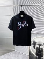 古奇 Gucci 2025新款 圆领 短袖 T恤 体恤 半袖 ，高端版本！专柜定制面料 透气舒适度高，细节无可挑剔，品牌元素设计理念，体现高品质。手感细腻柔软！