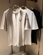 Dio*迪家 2025春夏新款男女同款短袖T恤，专柜同步发售！定制专属260克纯棉面料，定制原版工艺螺纹，胸前Logo图案印花工艺设计！简约大方，从容百搭，档次