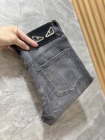 Fendi 芬迪 2025春夏新品 三标齐全 牛仔裤 好货不用过多介绍 看细节 专柜码数：29-38 175 140上身32码