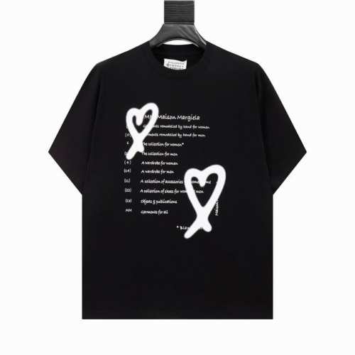 高版本Maisonmargiela 马吉拉 爱心字母短袖，男女同款。 满满的高级感 性价比超高 手感超级柔软、细腻、柔软和不起球且不变形 G纯棉品质，后领标志对