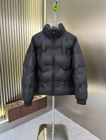 P700 高版本 独家爆款2450春冬新款羽绒服 原版1:1订制五金配件全进口原版定制 欢迎专柜对比 绝对的高品质 采用顶级90白鸭绒 超柔软 充羽量蓬松饱满
