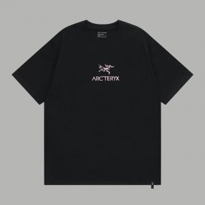 120（顶级版本 区别通货） 款式：始祖鸟Arcteryx X Bape撞色短袖 颜色：图片色 尺码：Xs-L 面料：300克双织纯棉 辅料：全套定制辅料 无性
