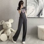 码数：S-M-L-Xl-Xxl 颜色：灰色 面料：棉 青春少女风亮片爱心字母图案T恤直筒裤套装 美轮美奂，优雅气质，满满的青春活力感，好穿不挑肤色 腰部松紧设计