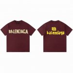 款M74 巴黎世家酒红色胶带 Balenciaga 巴黎.23Ss最新经典款.胶带拉浆印花.成衣水洗磨烂做旧短袖T恤.砖柜同步.面料采用巴黎Zp定织定染全棉双纱