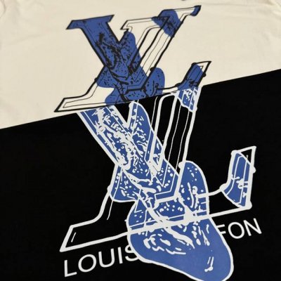 louis Vuitton 路易威登 泼墨Logo大字母新款印花短袖 男女同款 情侣款 采用260克双纱纯棉面料 手感非常舒服 永不过时的经典款 Os落肩版型