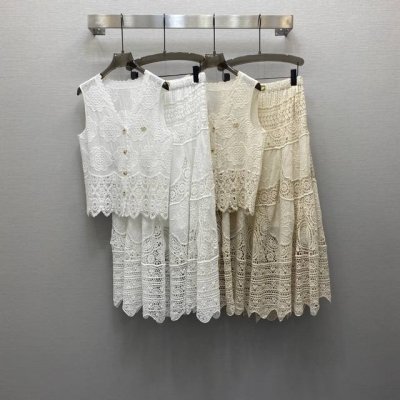 Va*25Ss 整件重工定位绣花性感V领背心上衣半裙套装 高级面料 颜色:图片2色 面料 刺绣棉面料 Smlxl