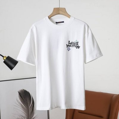 上新 顶级复刻版本 Lv路易威登 25Ss早春新款 数码直喷印花短袖 轻奢主义 男女日常通勤穿搭必备单品 正确版本 欢迎对比 详细特征 320克100% 纯棉双