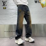 P200 Lv 25Fw新款男士休闲牛仔裤，顶级品质！渠道订单，官网同步出售！！原厂订制牛仔全棉材质！适合休闲 正装各种搭配～日常通勤的极品！！尺码：29-38