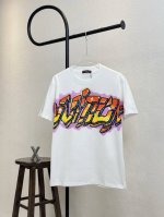 款号Xb102 Lv路易威登火焰裂纹Logo涂鸦字母圆领短袖 官网买的样衣回来打的板 原色原版1:1 市场发这么低不发这个价格P没办法 情侣同款 全套包装 三标