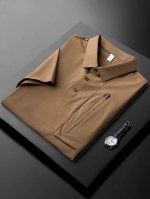 Prada 春夏新款 商务休闲推荐，新款男士短袖翻领T恤Polo衫，精心诠释品牌经典，可打底可外穿，实用的王牌产品！绝对补单爆款，色系超赞，经典核心款，保持简单