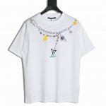 louis Vuitton Lv 路易威登 25Ss 创意项链字母Logo印花短袖T恤 面料采用高克重260G重精梳棉，定制1:1螺纹，面料舒适亲肤无异感， 制