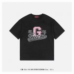 gucci 古驰 25Ss 1921粉G字母印花短袖 面料采用230克重精梳棉，定制32支1*1螺纹，成衣两遍水洗处理，面料舒适亲肤无异感，定制定染面料，纺织密