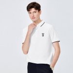 2025年新款Burberry巴宝莉间条翻领Polo衫 B家每年的Polo衫都是各个大牌的重头戏， 今年的Bur给我们交出了它的一份完美答卷， 此款面料舒适透气