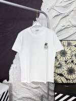 款号Aa4180 罗意威胸口熊猫小标刺绣短袖 Loewe 专柜同款 采用 G纯棉面料 32支双纱 拿手上非常有质感 立体 大气 夏天百搭好穿 简单大气 采用Os