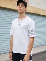 货号：T05 Tb纯棉平纹圆领色织四条杠T恤 Thom Browne 汤姆布朗 Tb纯棉平纹棉230克重色织圆领套头夏季短袖T恤 采用定制色织面料纯棉230克重