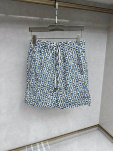 爱马仕 顶级货品2025夏季新款休闲短裤 官网同步发售 品牌经典Logo休闲裤 定制面料 舒适度极好 手触感强烈 辨识度极高 完美品相工艺 尺码 M-3Xl