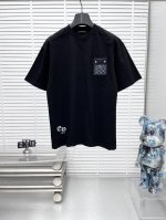 p200 ch*克罗心25Ss新款短袖，全新印花Logo设计，时尚个性百搭潮流，纯原品质原版洗水面料。吊牌领标水洗麦三标齐全 尺码：S-Xl