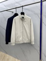 p490 Lp 2540开春新款男士立领夹克外套，原单三标齐全高端版本！款式高定专柜面料 透气舒适度高，细节无可挑剔，品牌元素设计理念，做工考究工艺复杂，专业代