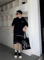 华伦天奴 官方同步更新 短袖套装 经典织带点缀 轻盈舒适透气四面弹面料 冰凉冰凉 夏天一定要来一套 必备款 M-3Xl 不可拆卖 下单提供身高体重
