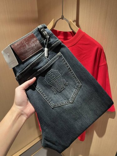 Bc-Brunello Cucineli 2025春夏新品男士时装款高端休闲牛仔裤，香港洋行渠道货，日本原厂出品，纯血统品质，完美延续了Loe*家的精髓与基因，