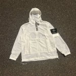 Stone Island 石头岛连帽全拉链机能户外防风防水防紫外线防晒衣外套 面料采用高品质防风防水放紫外线 机能拉链设计户外感十足 非常高端 出行必备 户外必
