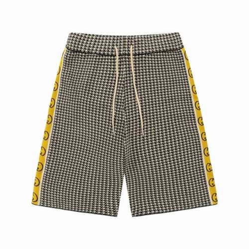 Gucci 古驰 Ss新款针织短裤 定制面料采用威化布织法 提花针织工艺 版型紧致立体 定制裤绳五金质感强 顺滑 上身舒适透气 凹凸有型的立体感 时尚休闲穿搭