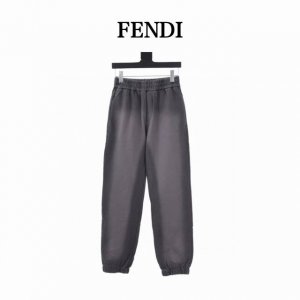 Fendi芬迪Fd 重磅灰色做旧水洗渐变长裤 原12,700购买，灰色水洗渐变效果棉质平纹布布料、松紧抽绳束腿长裤、前后各双口袋、全套辅料配备采用16S+10S