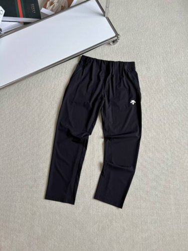 顶级版本 专柜同步 夏季超薄款Descente迪桑特Training综训男士Tricot凉感Upf 防晒裤运动长裤弹力小直筒 秒杀任何版本！只对标专柜货！欢迎拿
