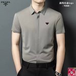 p260 Prada 普拉达 新款高版本翻领短袖 . 原单品质 贸易公司订单款 质感舒适百搭可随意搭配 经典Logo标示 版型立体剪裁 舒适透气 码数：M-3X
