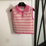 款号20253188 Chane*新款 小香植绒Logo拼色条纹镂空翻领针织背心 粉红色 蓝色 均码 胸围78 衣长47