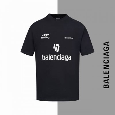 款号#Z15 巴黎多标字母印花圆领短袖 Balenciaga官网一致款式 面料：32支双纱280克纯棉面料 同缸同色织染螺纹 颜色一致 工艺：进口机器白墨直喷印
