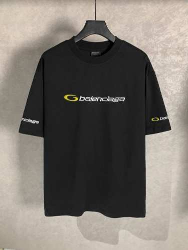 高品质 Balenciga 巴黎世家 Logo字母绣花圆领短袖T恤 采用纯棉柔软面料，对色定染面料 进口立体前绣花工艺，潮流感十足，定染纯棉面料，Os版型，三标