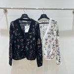 迪奥Dior新款来袭 满身花草刺绣 V领设计 针织扣开衫 优雅又时尚 尽显女性柔美魅力 三码二色现货供应