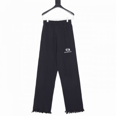 款号Y724 Balenciaga 巴黎世家 24Ss 双环字母刺绣做旧破坏长裤 定织定染 32S 450G双股双纱精梳面料，手感厚实，柔软细腻上身舒适，腰部松