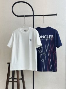 款号Xb104 moncler蒙口胸口小标后背字母植绒大标Logo印花圆领短袖 官网买的样衣回来打的板 原色原版1:1 市场发这么低不发这个价格p没办法 情侣同