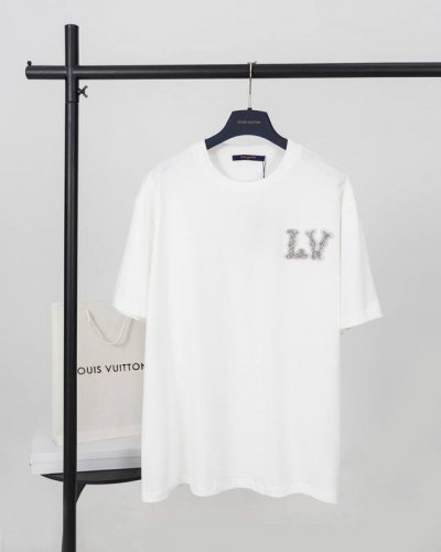 顶级版本.官网品质 Louis Vuitton*路易威登 Lv 串珠水钻绣片短袖T恤 采用原板独家定制260克32支双莎纯棉面料 质感非常柔软舒服 %区别市场的