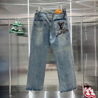 lv &路易威登 Louis Vuitton经典印花Logo牛仔裤 最新品，原单狠货，水洗休闲牛仔裤，进口原版水洗弹力面料，舒适有弹性，原版五金辅料装饰Logo