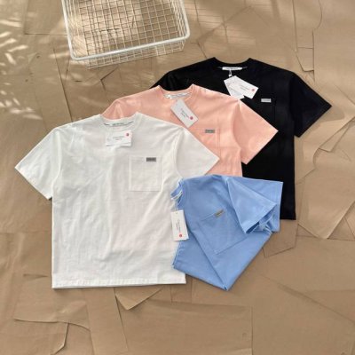 calvin Klein Ck夏季胸口小标口袋短袖T恤 517 -面料采用280G双纱爽滑棉，双纱的质感加上爽滑手感，面料整体重磅舒适，细节还原原版一比一，亲测
