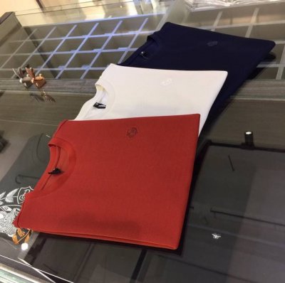 Lp家胖哥哥福音2590夏季新品 秒杀一切版本！经典时尚百搭圆领短袖 订制桑蚕丝丝光棉面料 进口原版起脚天丝纱线 面料柔软细腻 男人的衣柜都少不了基础打底衫 随