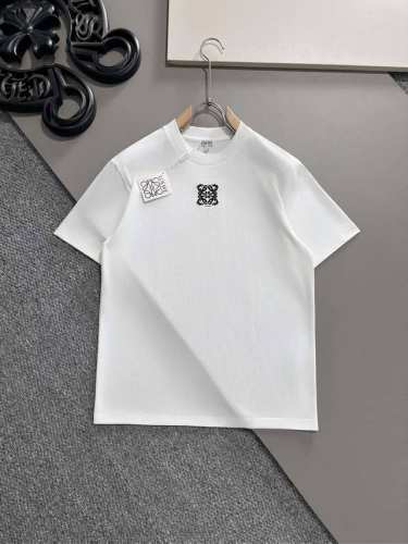 罗意威 2025早春 最新款短袖T恤，原标 定制面料，手感柔软，穿着舒适，做工精细.上身效果无敌帅气， 码数 S-2Xl