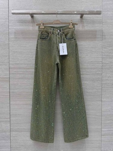 独家首发 原单品质Acne 25春夏新品 帅气满钻直筒牛仔裤 原版定制彩色烫钻 复古街头美感造型神器 帅气又时髦 进口牛仔面料质感超赞 立体剪裁版型打造胸以下全