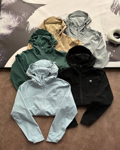 上新 专柜同款 kolon Sport 可隆户外夏季防晒衣轻薄外套 柜子同款 非市面跟单通货 喜欢高端品质的兄弟看过来 入手一件原汁原味风壳轻薄外套 全方位无死