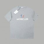 monc25Ss春夏新款 Logo刺绣皮标短袖 轻奢主义 男女日常通勤穿搭必备单品 正确版本 欢迎对比 详细特征 260克 % 纯棉双纱汗布面料 同缸定染特种加